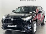 Toyota RAV4 2021 года за 16 280 000 тг. в Астана