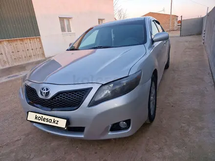 Toyota Camry 2011 года за 7 400 000 тг. в Жанаозен – фото 2