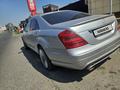 Mercedes-Benz S 600 2006 года за 8 000 000 тг. в Усть-Каменогорск – фото 15