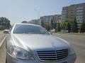 Mercedes-Benz S 600 2006 года за 8 000 000 тг. в Усть-Каменогорск – фото 9