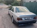 Mercedes-Benz E 300 1989 годаfor470 000 тг. в Алматы – фото 4