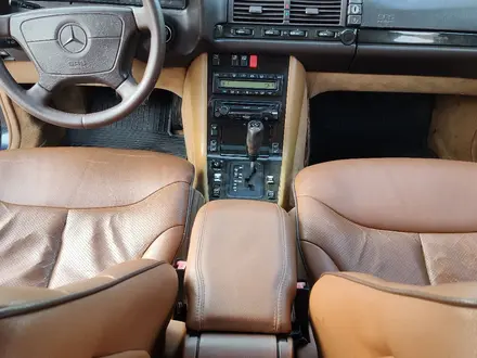 Mercedes-Benz S 320 1997 года за 4 000 000 тг. в Алматы – фото 13