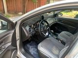 Chevrolet Cruze 2014 года за 3 800 000 тг. в Алматы – фото 3