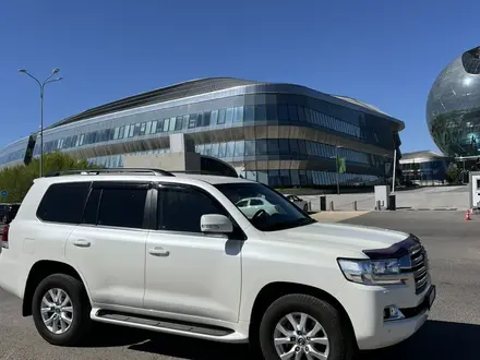 Toyota Land Cruiser 2018 года за 33 500 000 тг. в Астана – фото 3