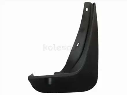 Брызговик задний RH за 1 000 тг. в Павлодар