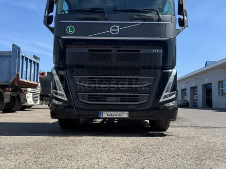 Volvo  FH 2021 года за 55 000 000 тг. в Уральск – фото 3