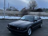 BMW 520 1993 года за 1 300 000 тг. в Алматы – фото 2