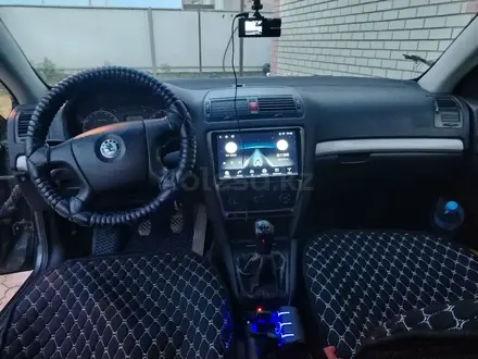Skoda Octavia 2006 года за 2 400 000 тг. в Актобе – фото 8