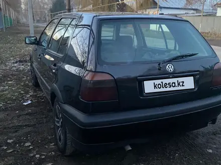 Volkswagen Golf 1993 года за 1 200 000 тг. в Алматы – фото 2