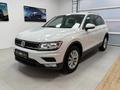 Volkswagen Tiguan 2017 года за 10 490 000 тг. в Атырау
