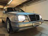 Mercedes-Benz E 280 1994 года за 2 600 000 тг. в Алматы