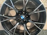 BMW M5 R19 5x120 за 380 000 тг. в Алматы