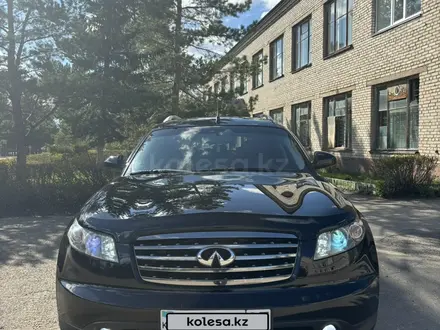 Infiniti FX35 2006 года за 7 400 000 тг. в Астана – фото 2