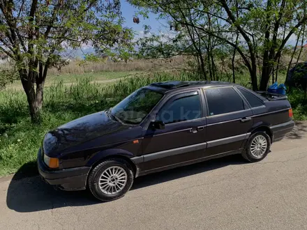 Volkswagen Passat 1991 года за 900 000 тг. в Алматы