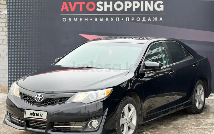 Toyota Camry 2013 года за 9 500 000 тг. в Актобе