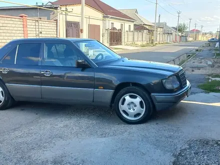 Mercedes-Benz E 200 1995 года за 2 500 000 тг. в Туркестан