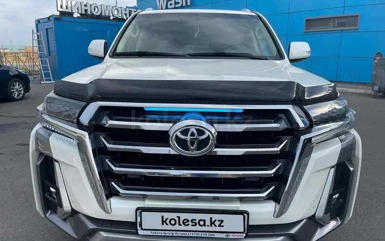 Toyota Land Cruiser 2020 года за 42 300 000 тг. в Астана