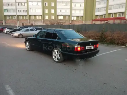 BMW 520 1995 года за 1 700 000 тг. в Караганда – фото 2