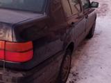 Volkswagen Vento 1992 года за 1 000 000 тг. в Петропавловск – фото 3