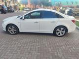 Chevrolet Cruze 2012 годаүшін3 500 000 тг. в Атырау – фото 2