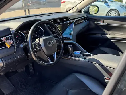 Toyota Camry 2019 года за 16 500 000 тг. в Астана – фото 7