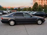 BMW 740 1995 годаүшін3 000 000 тг. в Алматы – фото 5