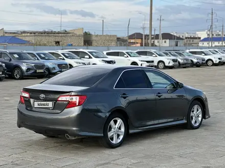 Toyota Camry 2013 года за 8 000 000 тг. в Атырау – фото 5