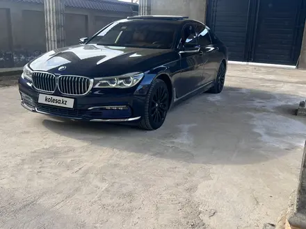 BMW 750 2016 года за 28 500 000 тг. в Алматы – фото 15