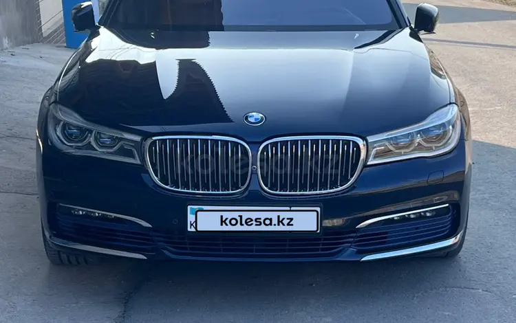 BMW 750 2016 года за 28 500 000 тг. в Алматы