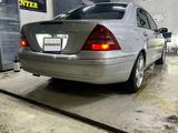 Mercedes-Benz C 240 2005 года за 5 000 000 тг. в Шымкент – фото 3