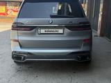 BMW X7 2022 года за 55 000 000 тг. в Алматы – фото 2
