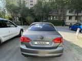 Volkswagen Jetta 2013 года за 2 800 000 тг. в Атырау – фото 3