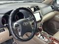 Toyota Highlander 2013 годаүшін12 300 000 тг. в Атырау – фото 14