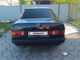 Mercedes-Benz 190 1992 годаүшін2 200 000 тг. в Усть-Каменогорск – фото 5