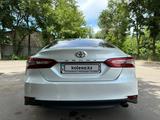 Toyota Camry 2018 годаүшін13 900 000 тг. в Алматы – фото 5