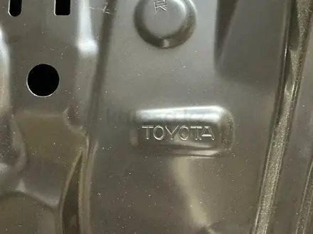 Дверь задняя Toyota Land Cruiser 300 за 330 000 тг. в Алматы – фото 4