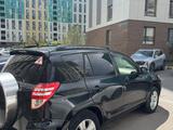 Toyota RAV4 2012 года за 7 000 000 тг. в Астана – фото 2