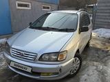 Toyota Ipsum 1997 года за 3 300 000 тг. в Алматы