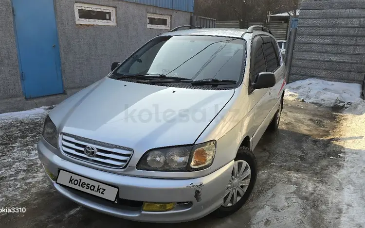 Toyota Ipsum 1997 года за 3 300 000 тг. в Алматы