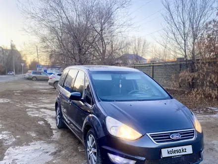 Ford Galaxy 2008 года за 6 500 000 тг. в Актобе – фото 2