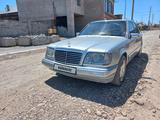 Mercedes-Benz E 220 1994 годаүшін2 300 000 тг. в Туркестан – фото 2