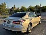 Toyota Camry 2018 года за 10 500 000 тг. в Кызылорда – фото 3