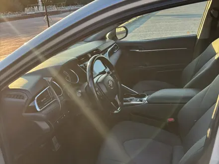 Toyota Camry 2018 года за 10 500 000 тг. в Кызылорда – фото 6