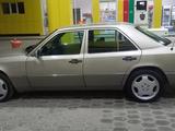 Mercedes-Benz E 200 1992 года за 2 000 000 тг. в Шымкент