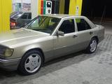 Mercedes-Benz E 200 1992 года за 2 000 000 тг. в Шымкент – фото 4