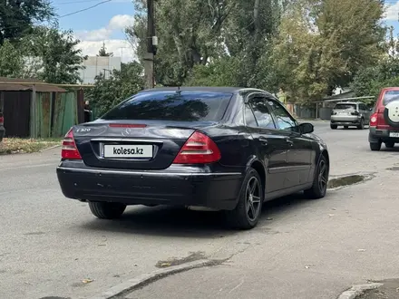 Mercedes-Benz E 320 2002 года за 3 600 000 тг. в Алматы – фото 4