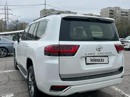 Toyota Land Cruiser 2023 года за 58 500 000 тг. в Алматы – фото 6