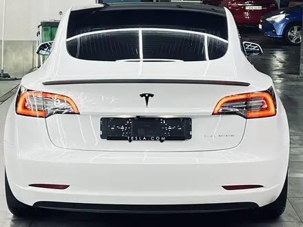 Tesla Model 3 2019 года за 16 000 000 тг. в Алматы – фото 2