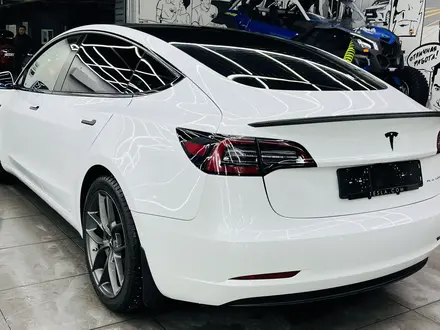 Tesla Model 3 2019 года за 16 000 000 тг. в Алматы – фото 5