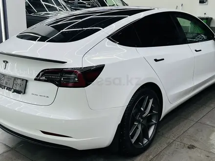 Tesla Model 3 2019 года за 16 000 000 тг. в Алматы – фото 6